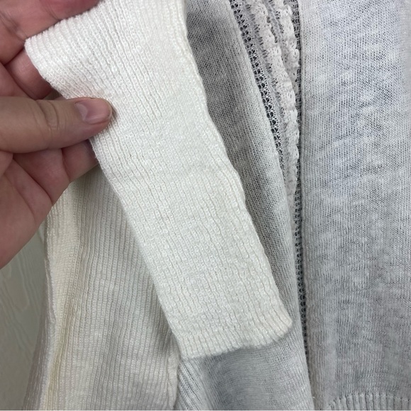 Free People Gauze Lace Inlet Hi-Low Long Sleeve Blouse Size Large - Picture 6 of 10